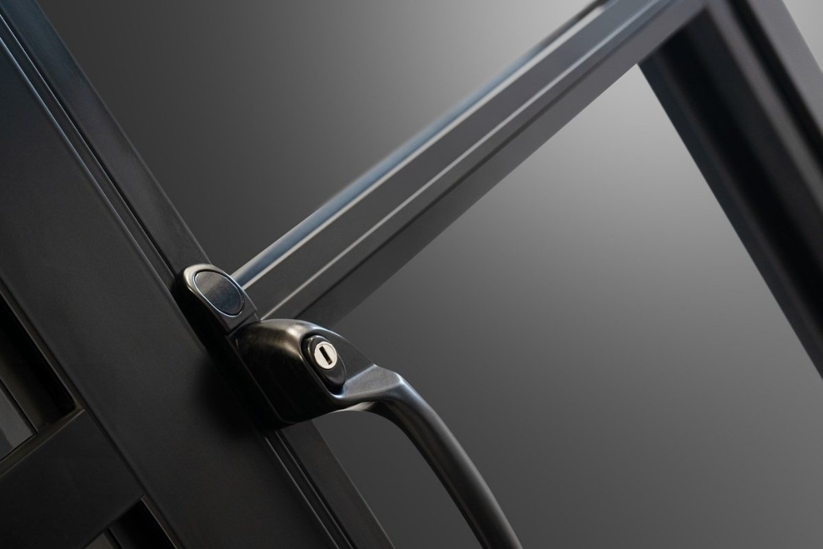 Origin OW-70 Soho Window