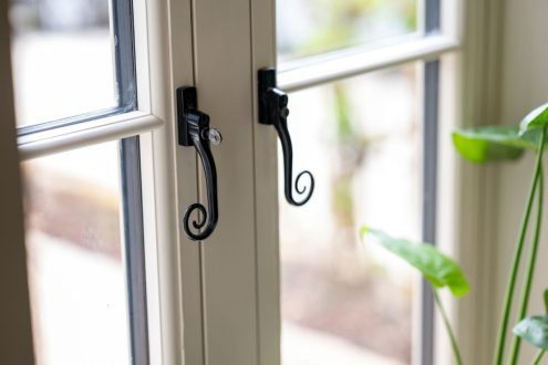 Residence 7 Flush Window