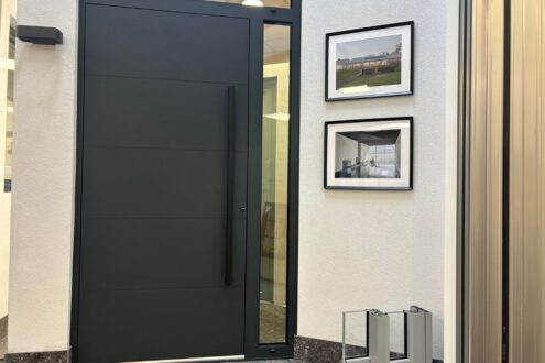 Kobbe Flush Front Door