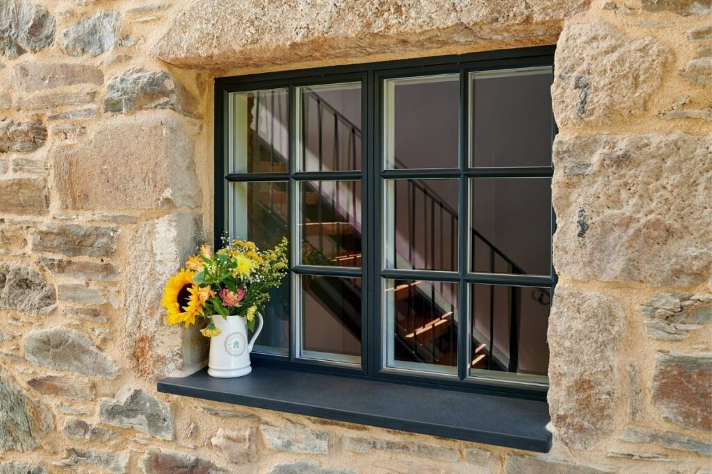 VELFAC Classic Composite Window