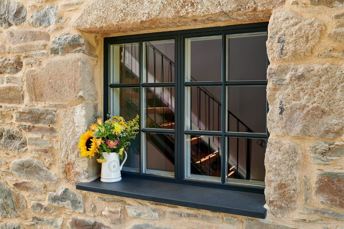 VELFAC Classic Composite Window